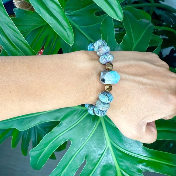 Calm ~ Grounding & Strength bracelet - Picture 3 of 7